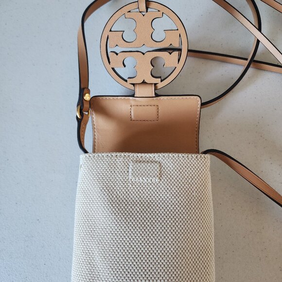 Tory Burch Phone Bag "EUC" - Picture 13 of 16